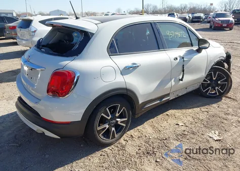 2016 Fiat 500X Easy z USA, uszkodzony, nr VIN ZFBCFXBT0GP330189